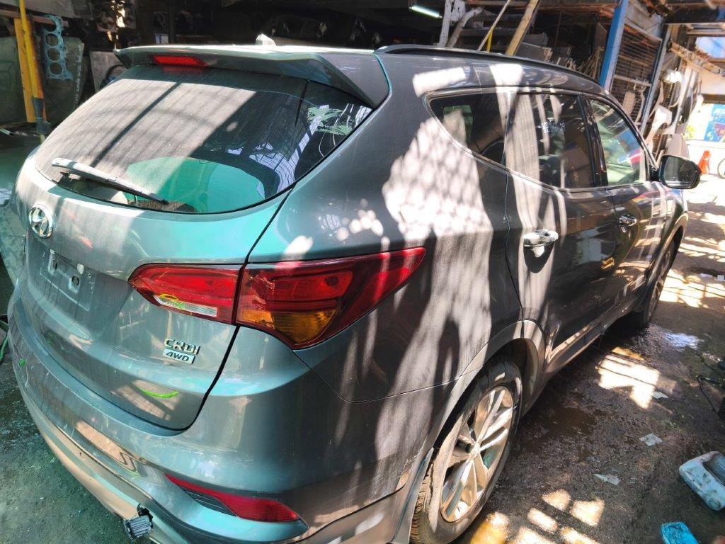  Hyundai SANTA FE 2013    EN DESARME